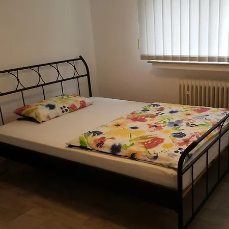 Am Finkenweg * בסטוויג